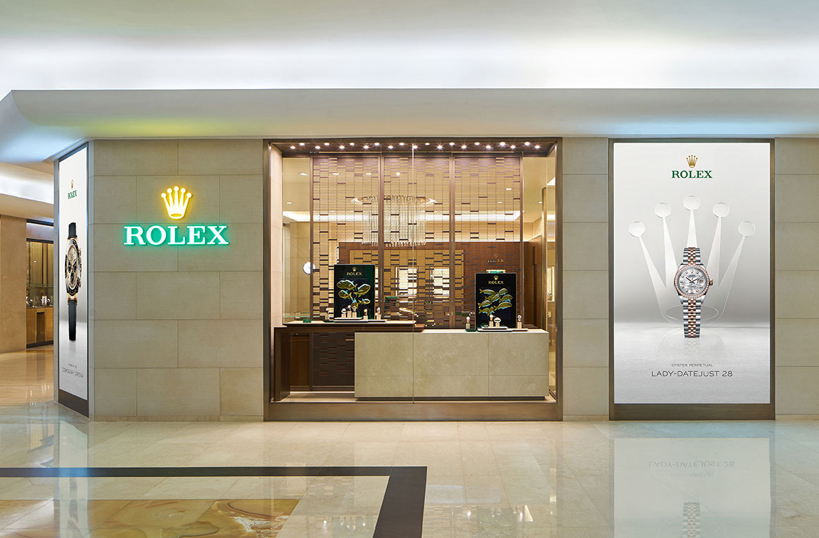 rolex-by-the-time-place-plaza-indonesia-img-3