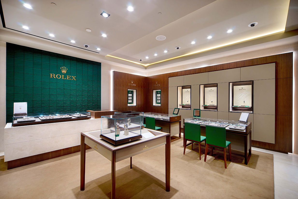 rolex-by-the-time-place-plaza-indonesia-img-4