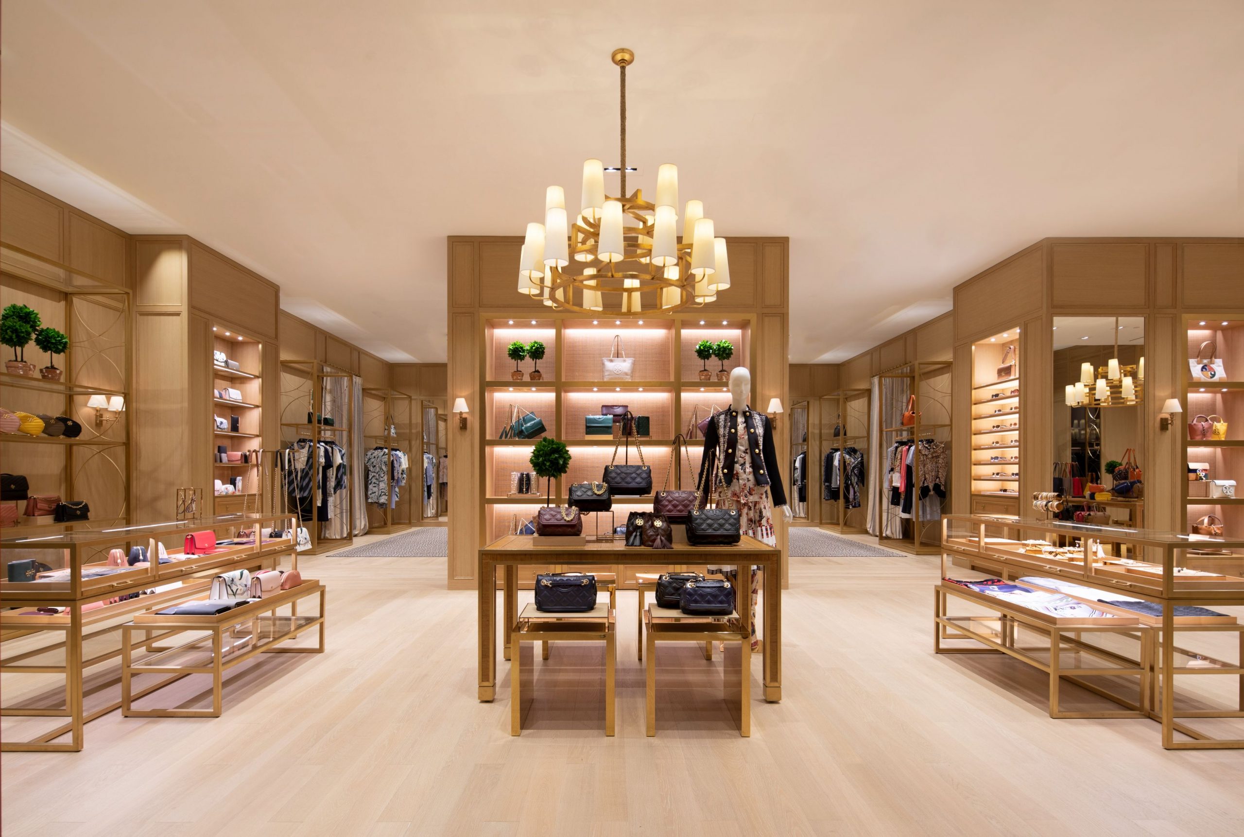 Tory-Burch-Senayan-City-Interior-2-scaled