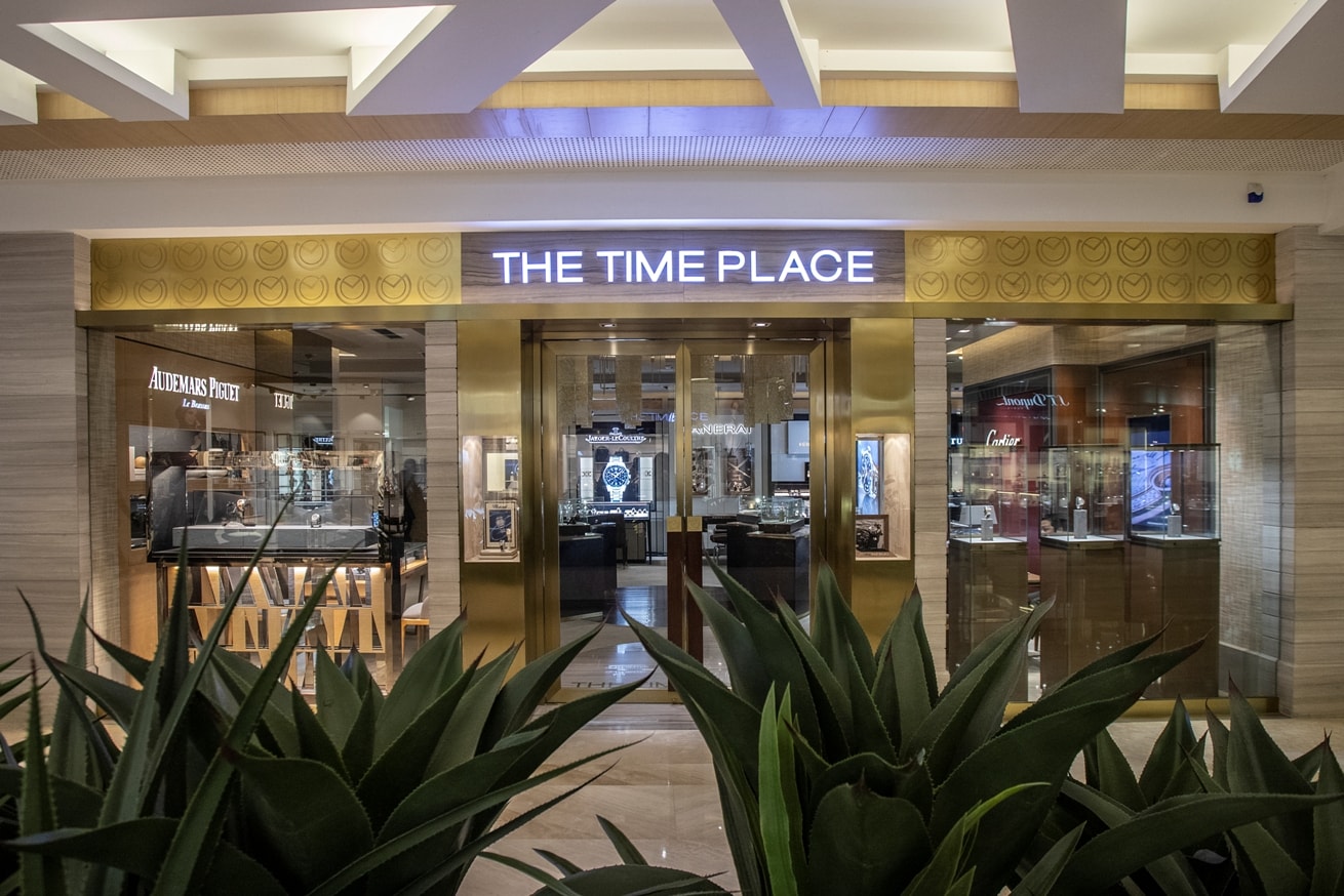 the-time-place-tunjungan-plaza-4-exterior